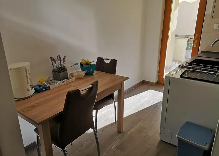 아파트 Flowers Medulin, Fucane 1a 메덜린