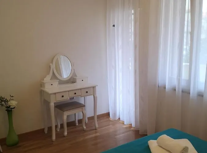 Flowers Medulin, Fucane 1a